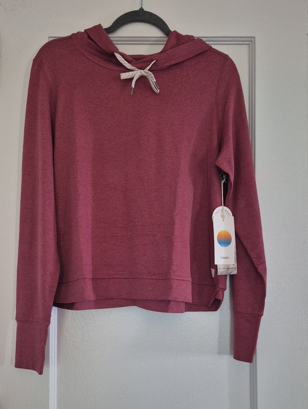 Vuori Halo Essential Hoodie In Desert Rose Heather